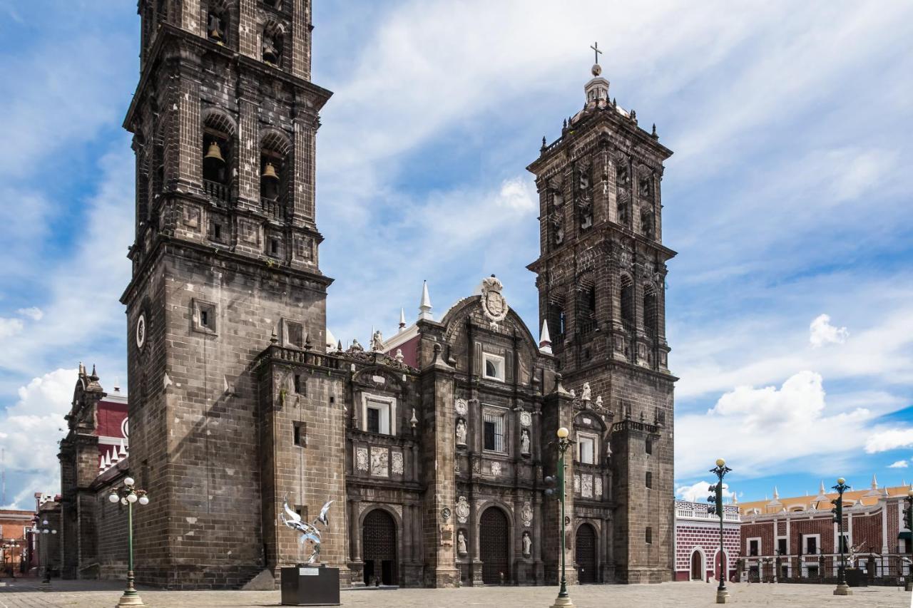 One Puebla Finsa Hotel Eksteriør billede