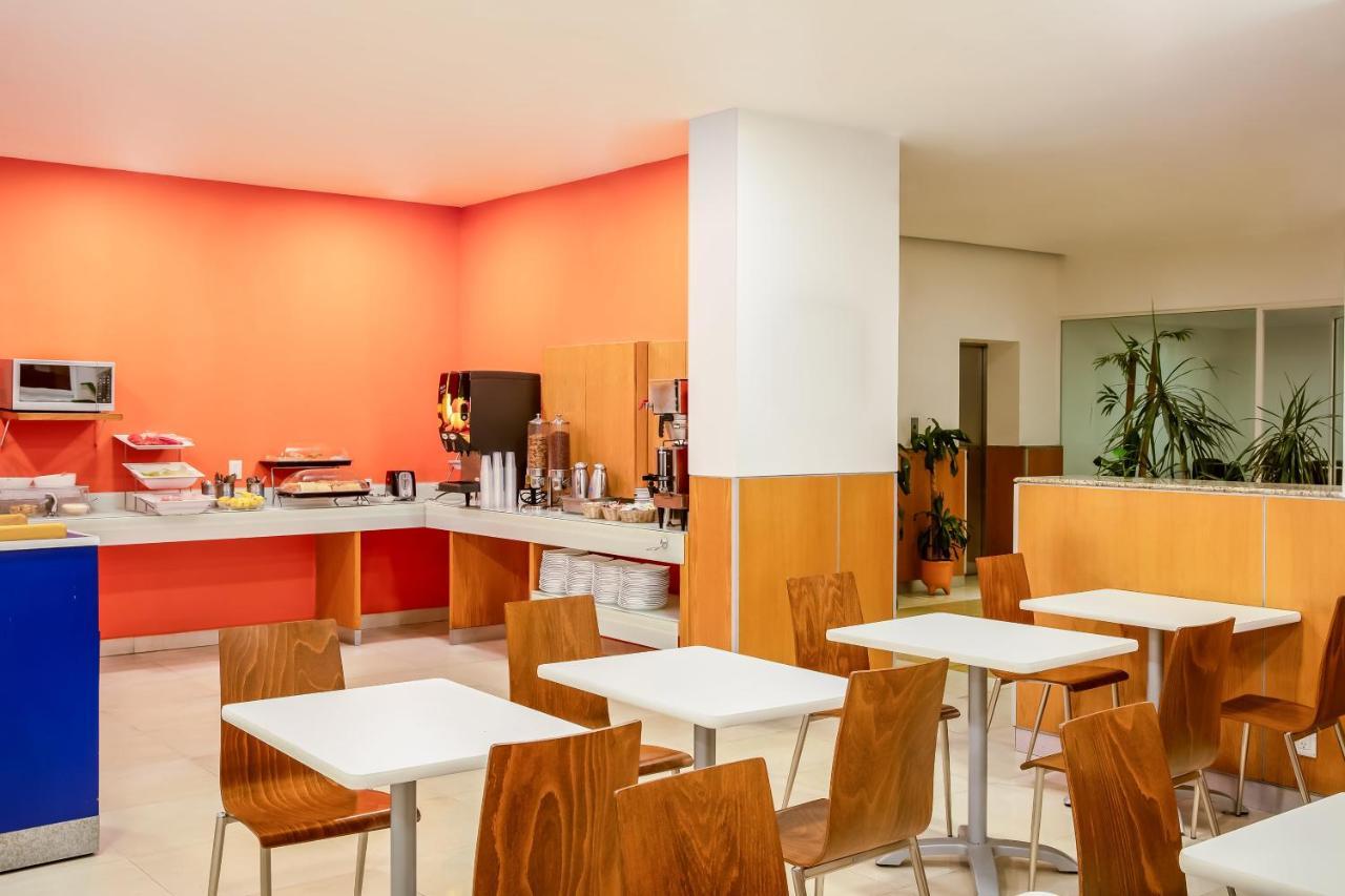 One Puebla Finsa Hotel Eksteriør billede
