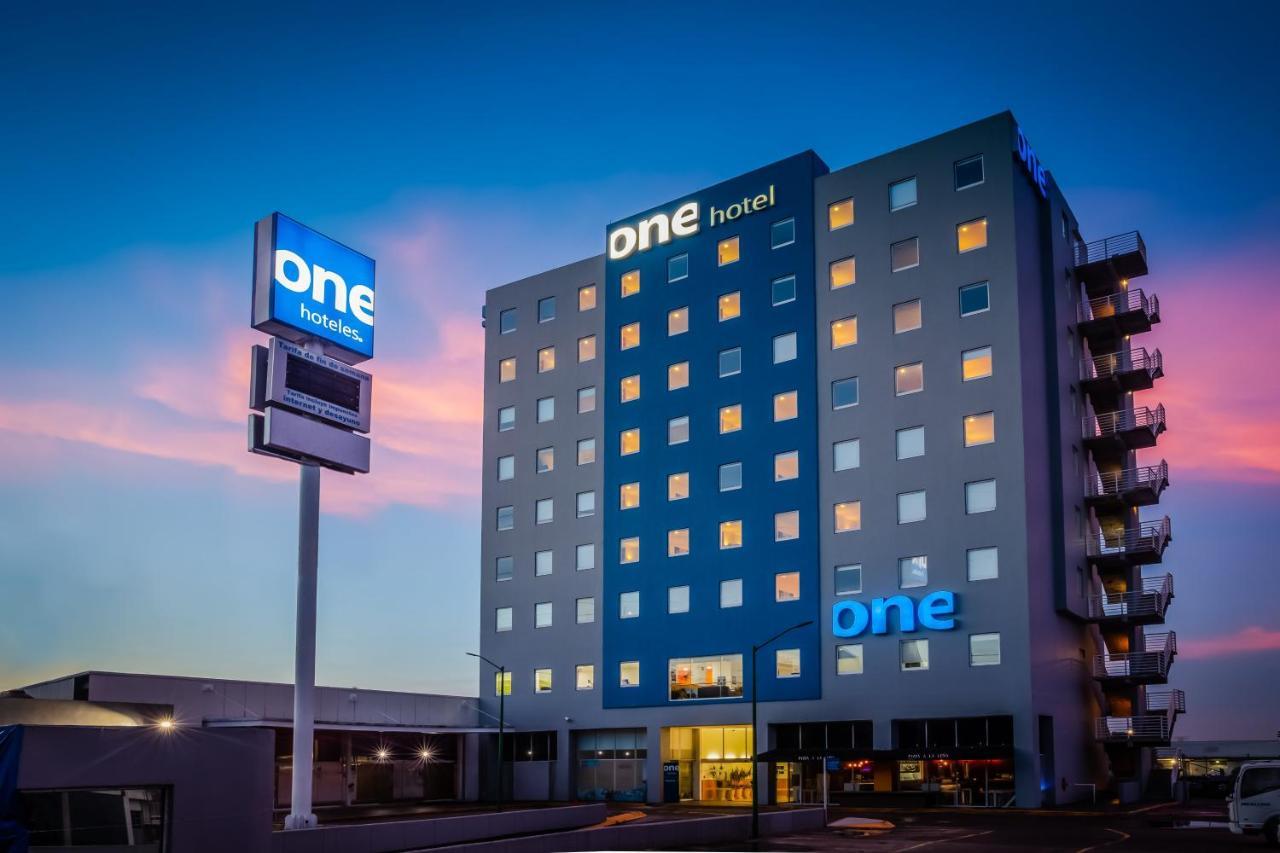 One Puebla Finsa Hotel Eksteriør billede