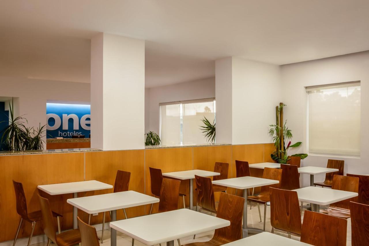 One Puebla Finsa Hotel Eksteriør billede