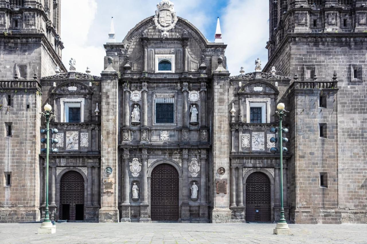 One Puebla Finsa Hotel Eksteriør billede