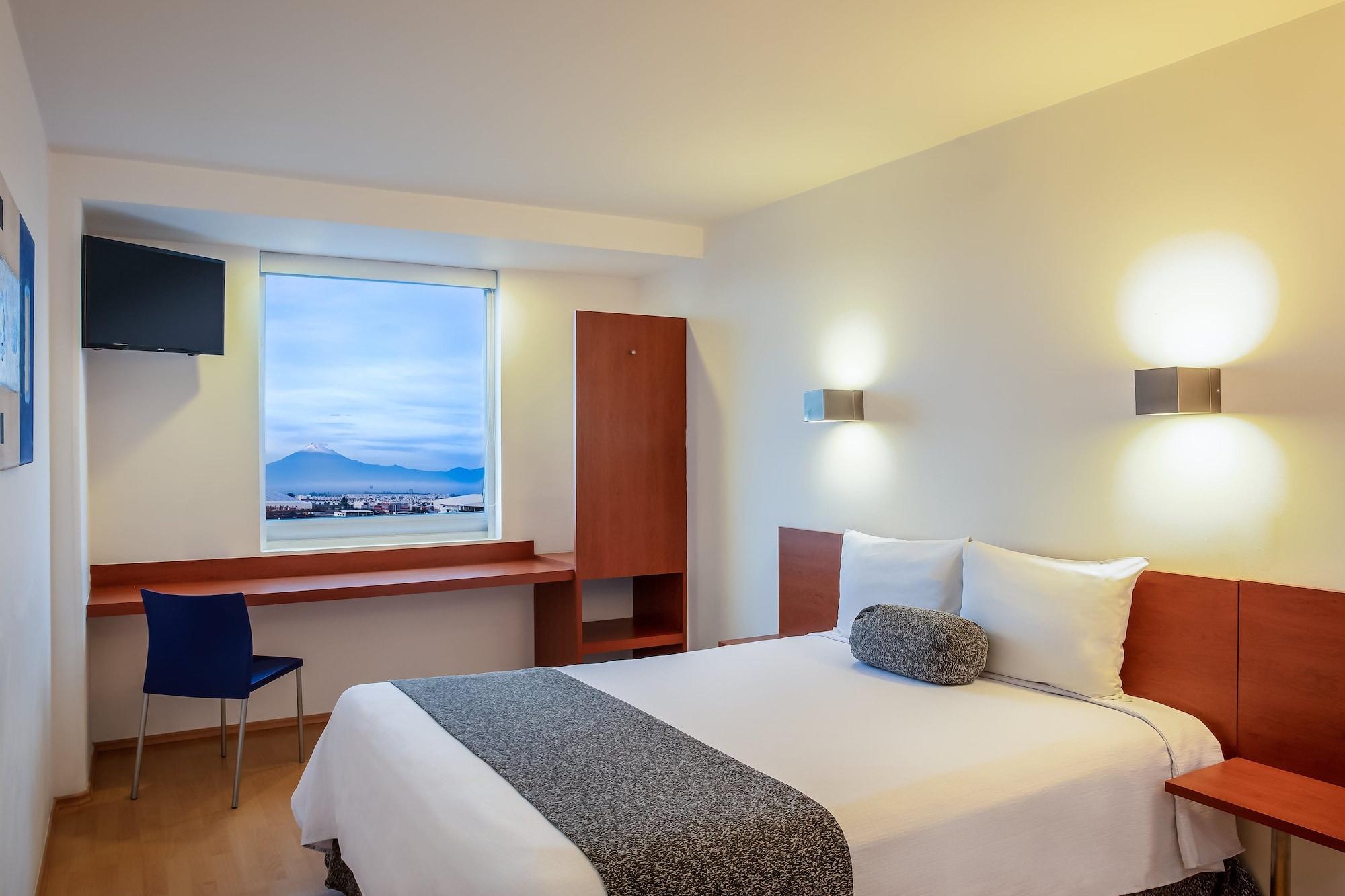 One Puebla Finsa Hotel Eksteriør billede