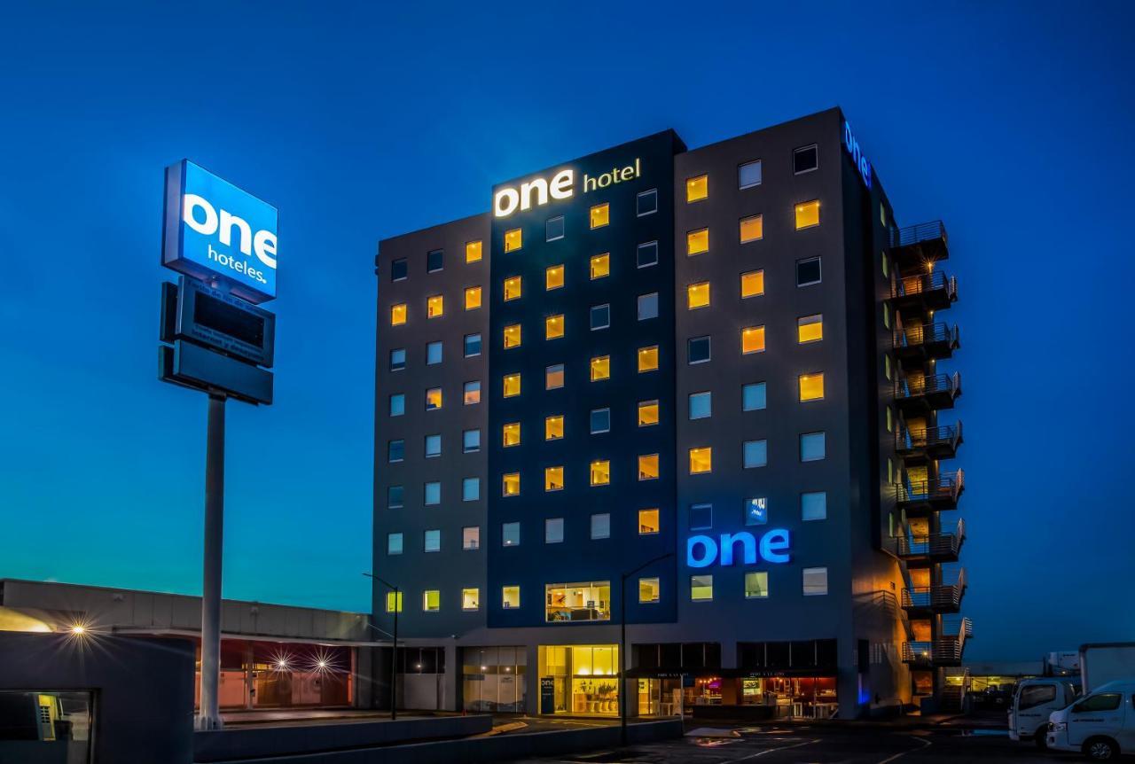 One Puebla Finsa Hotel Eksteriør billede