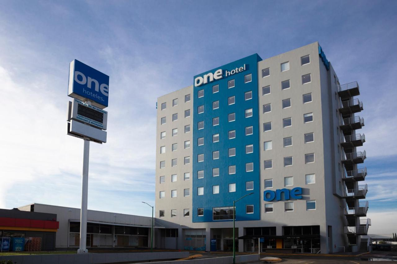 One Puebla Finsa Hotel Eksteriør billede