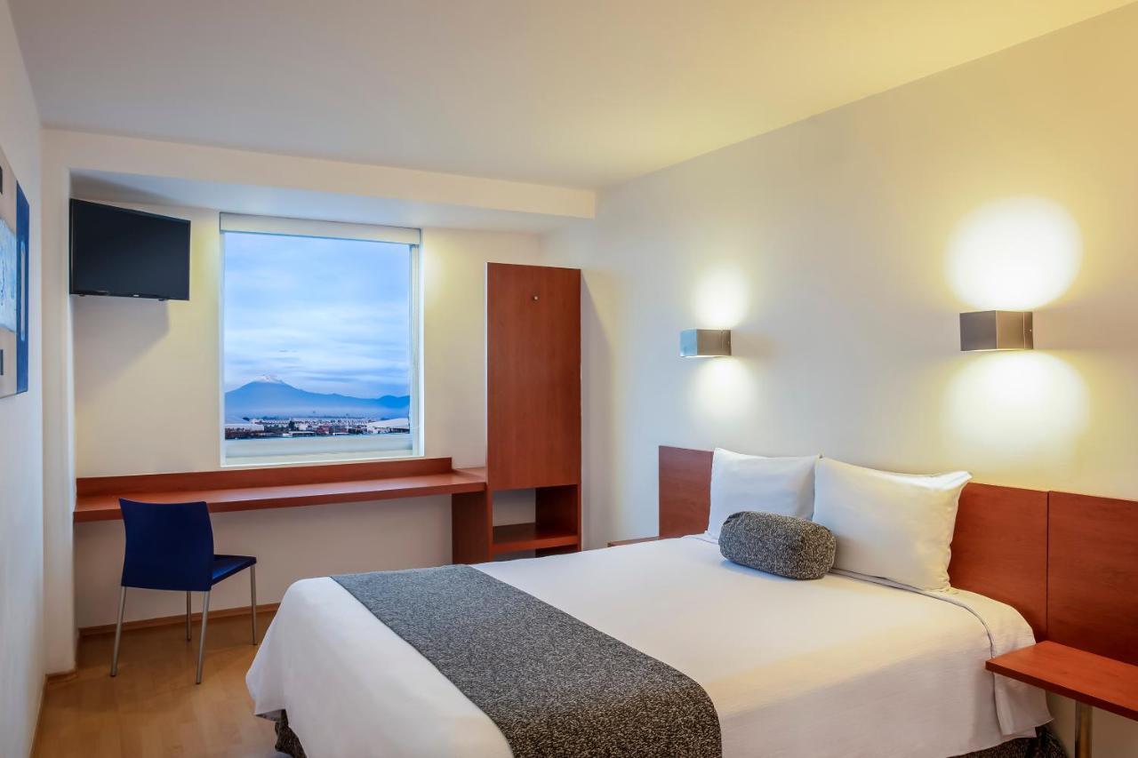 One Puebla Finsa Hotel Eksteriør billede